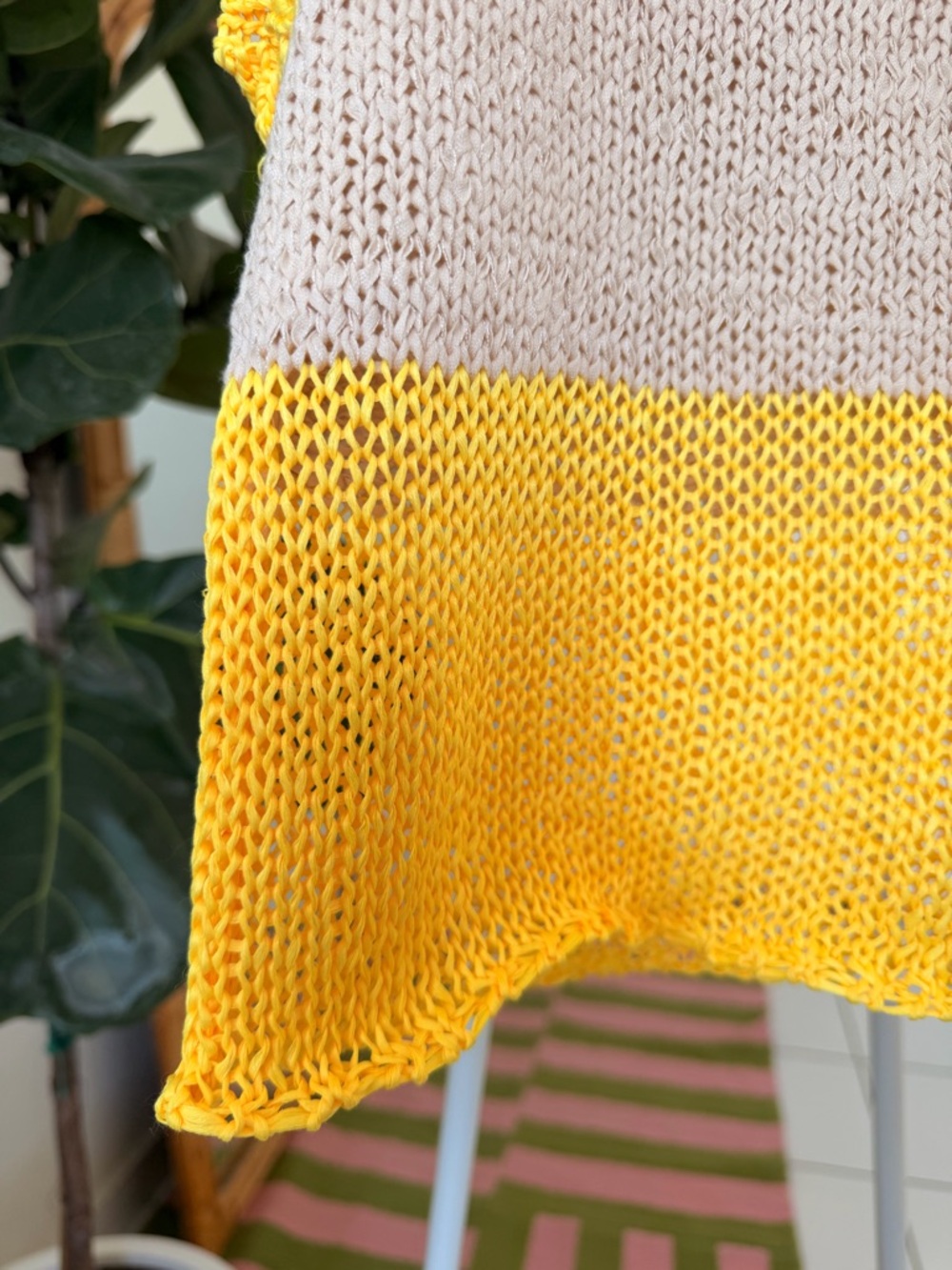 Zara Yellow and Cream Knit VEST - Picture 7 of 13